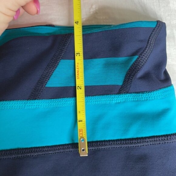 Lululemon Navy Inspire Crop II 22" - Picture 15 of 15